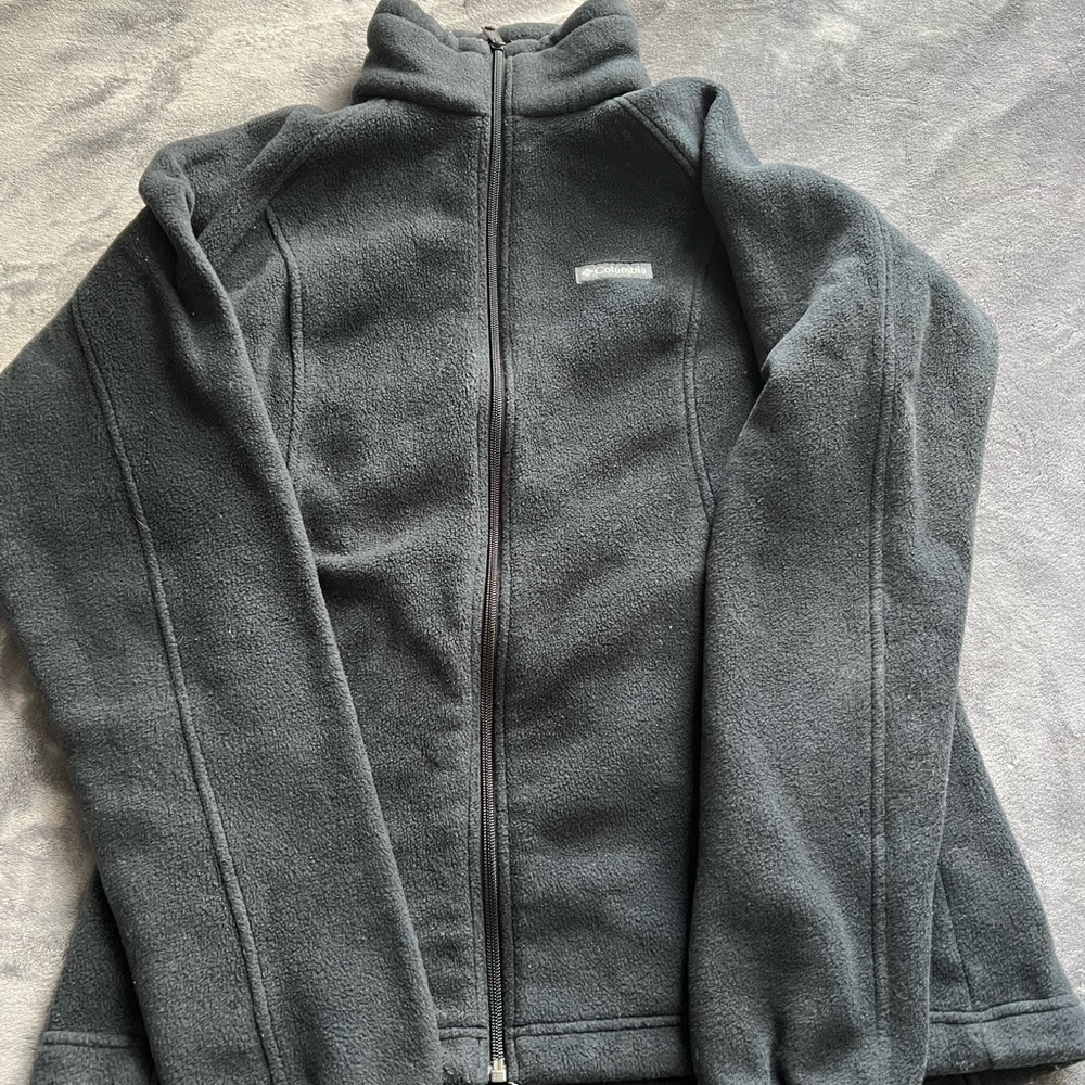 Large Columbia fleece jacket.